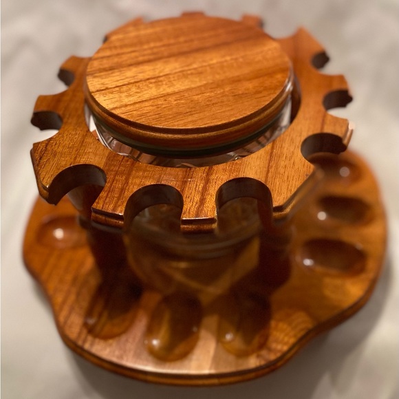 Wood Swiveling 12-Pipe Rack with Wood and Glass Tobacco Jar Humidor - Picture 7 of 7